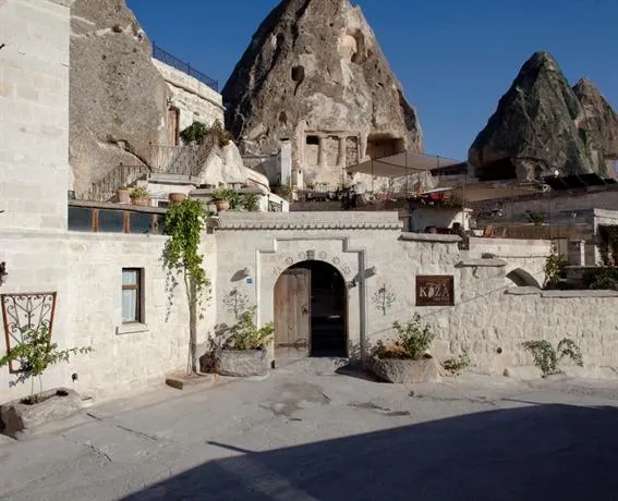 Central Stone House - Image 1