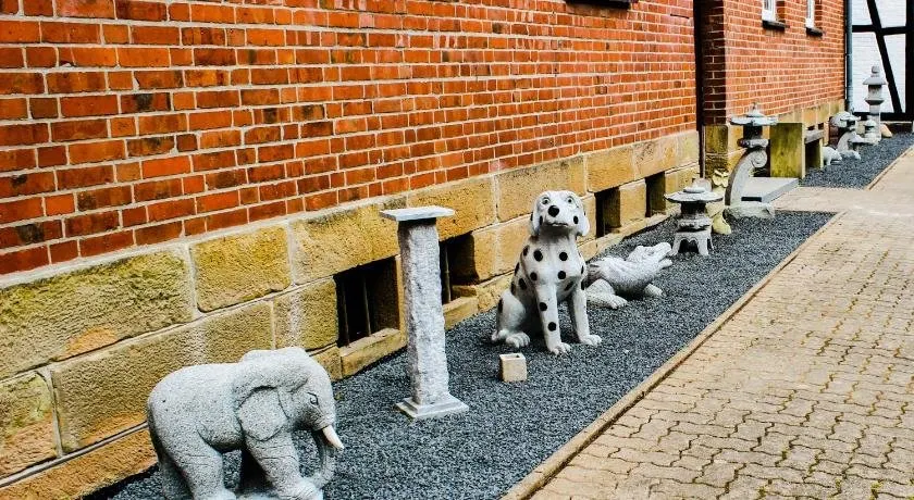 Stonegalerie - Image 1