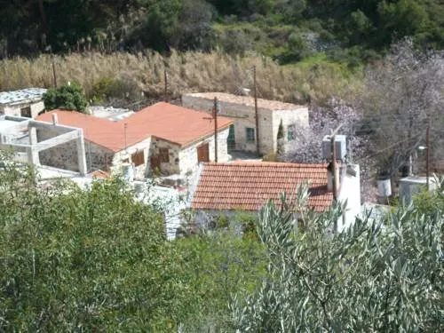 Eleni's Cottage - Image 1