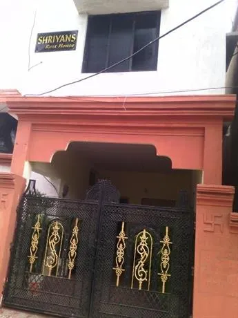 Shriyans Rest House - Image 1