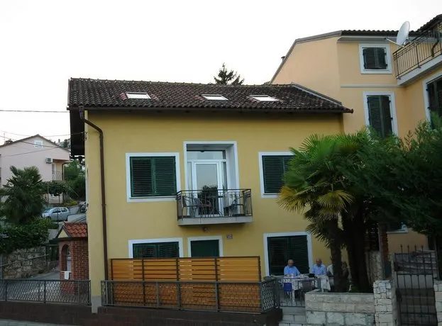 Holiday House Sara - Image 1
