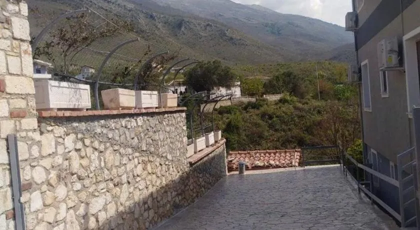 Vila Elida - Image 1