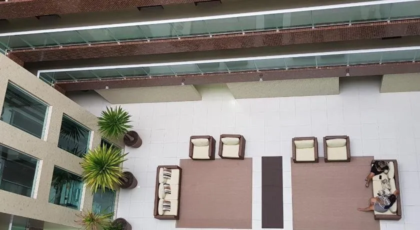 Mar Bello Plaza - Image 1