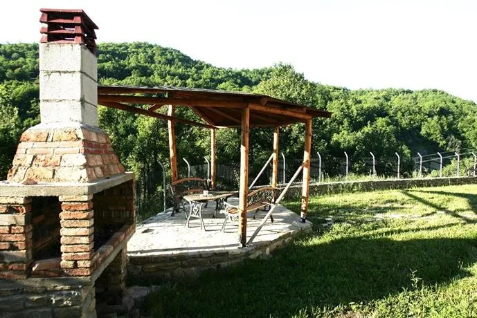 Guesthouse Alexandros - Image 1