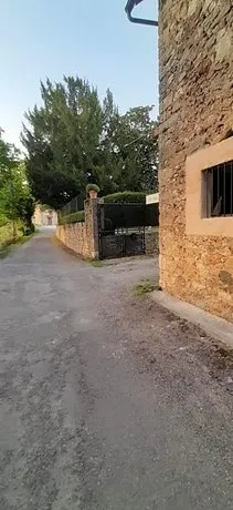 Les Gris - Image 1