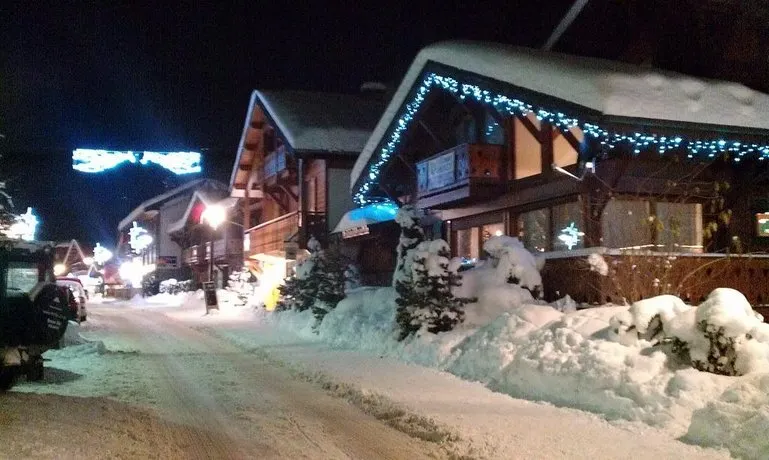 Chalet Portes Du Soleil 1 - Image 1