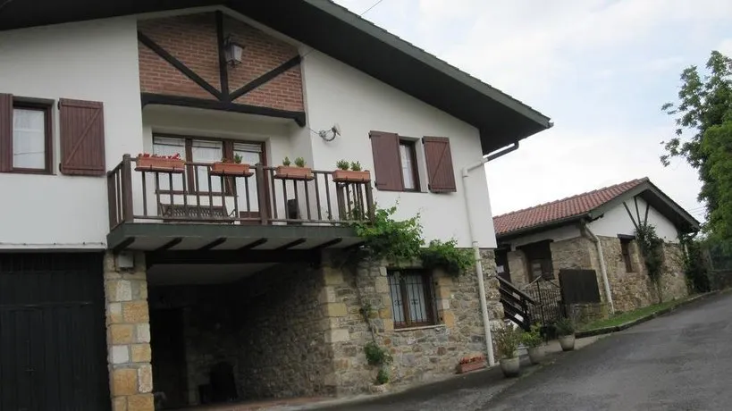 Casa Rural Barturen - Image 1