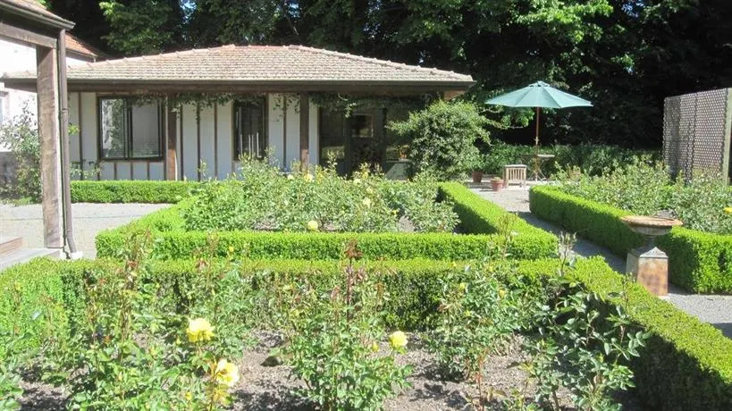 Rose Cottage at The Elms - Image 1