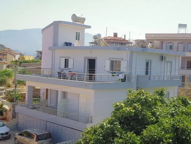 My Ksamil Guesthouse - Image 1