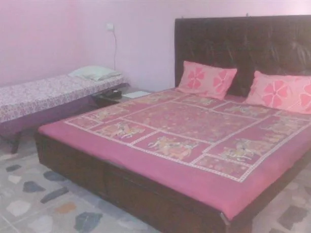 Hotel Rajat Pinjore - Image 1