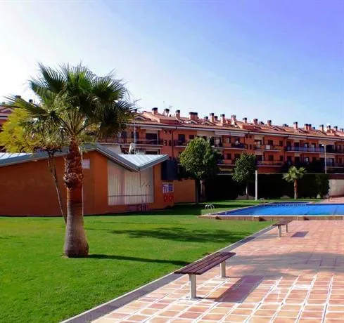 Bed and Go Apartments - Image 1