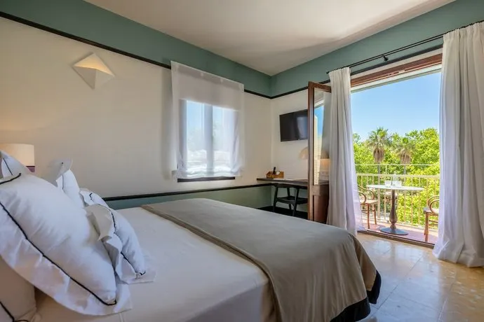 Hostal Borras - Image 1