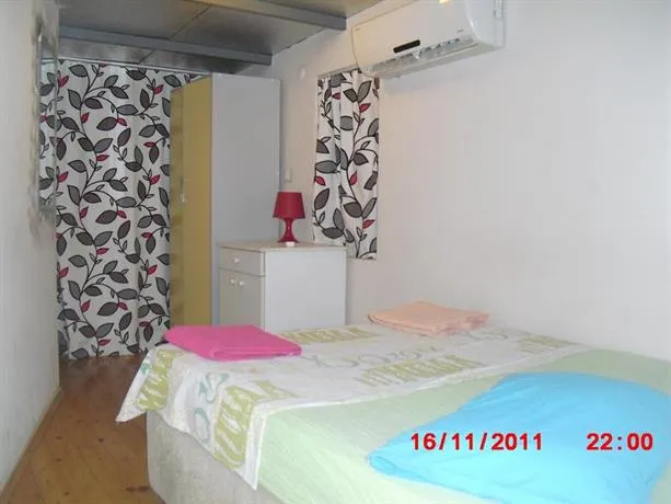 Bu-Or Guest House - Image 1