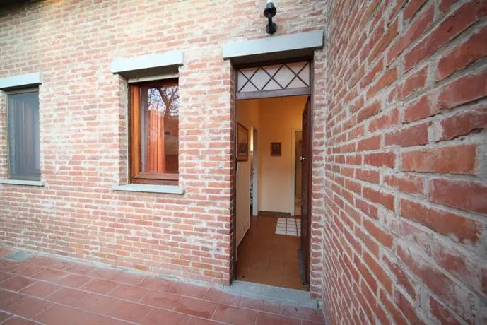Magnolia Tirrenia - Image 1