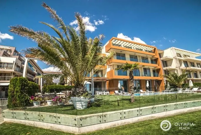 Olympia Beach Complex - Image 1
