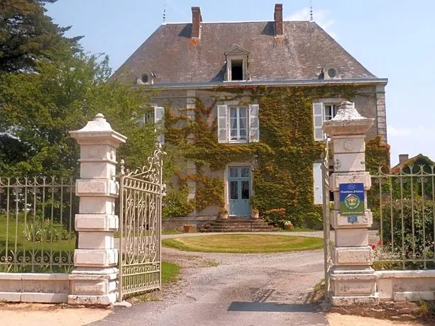 Le Logis - Image 1