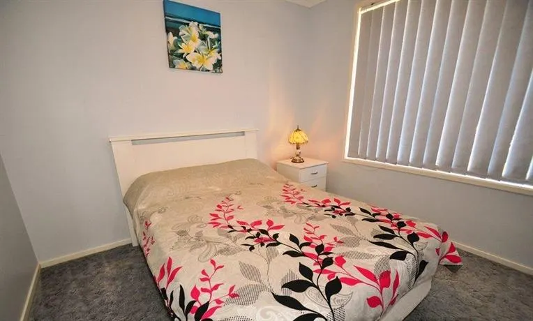 91 Dalmeny Drive - Image 1