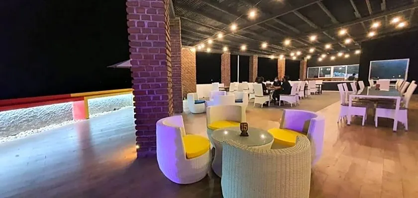 Hotel Pantai Timor - Image 1