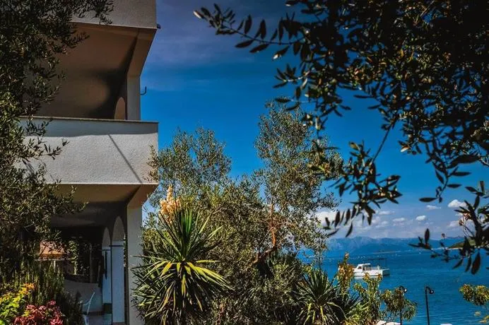 Adrialuka apartments - Image 1