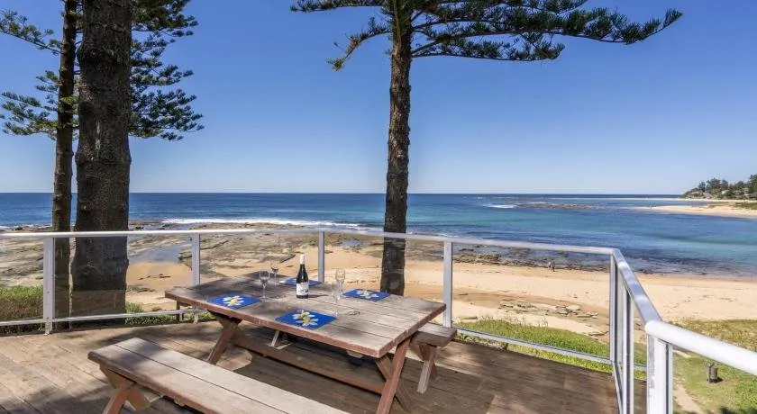 Ocean Pines Unit 1 - Blue Bay NSW - Image 1