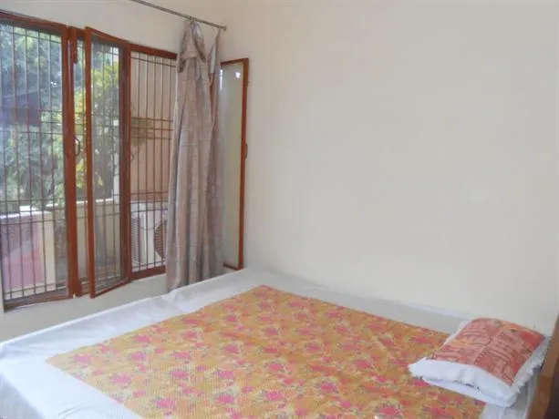 Maruti Guest House - Image 1