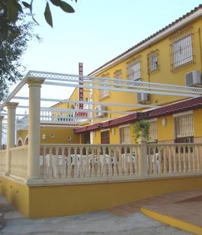 Hostal - Restaurante Carmona - Image 1