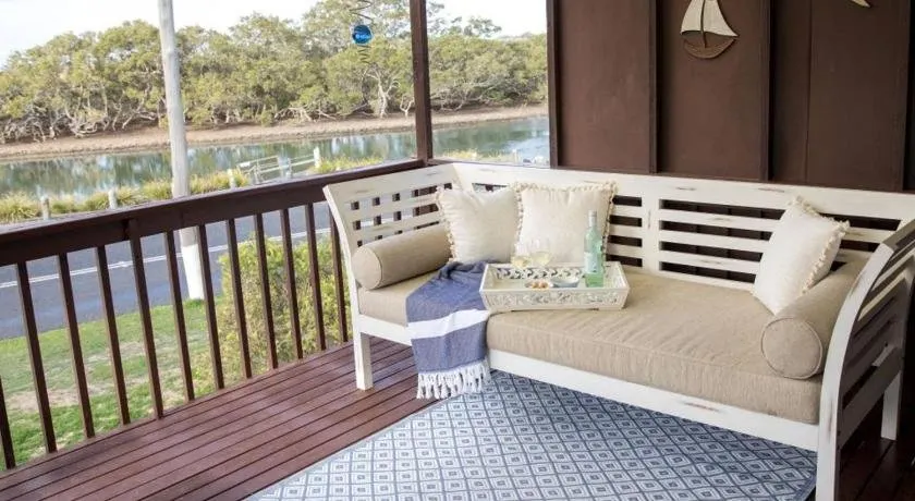 Kookas Nest - waterfront home, tranquil setting - Image 1