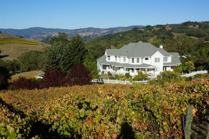 The Highlands Estate - Image 1