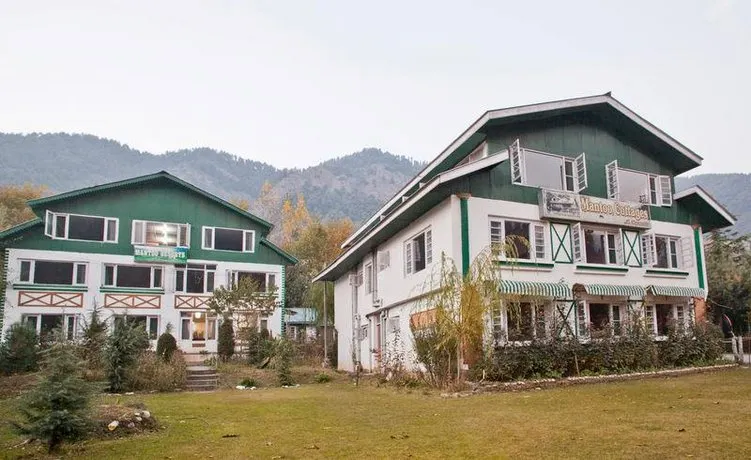 Hotel Mantoo Cottages - Image 1