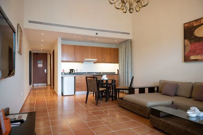Mövenpick Resort Al Nawras Jeddah - Image 1