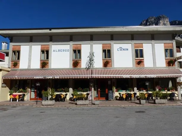 Albergo Canin Sas - Image 1