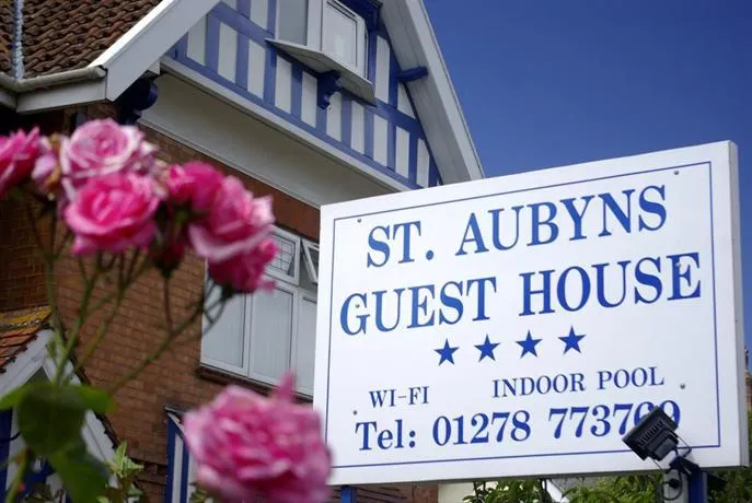 St Aubyns Guest House - Image 1