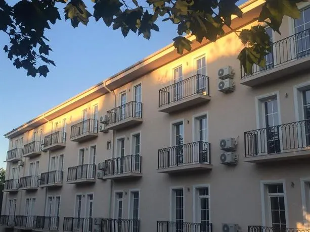 Hotel Victoria - Image 1