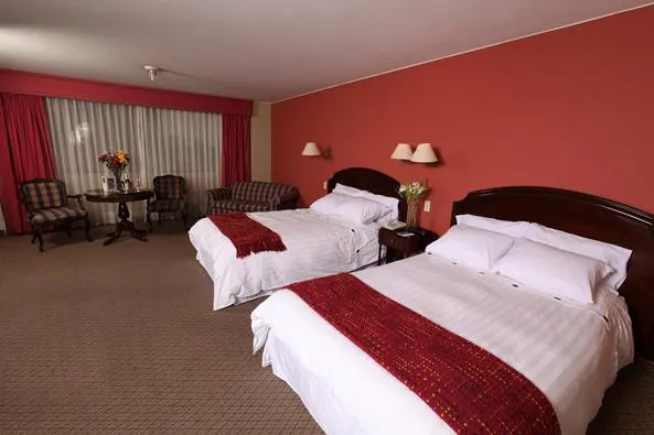 Suites Plaza Las Flores - Image 1