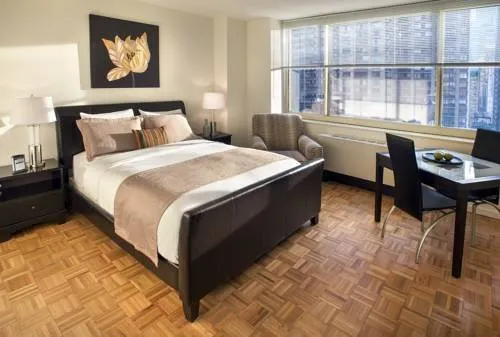 NYC Midtown Apt Blocks Away From Times Square - Image 1