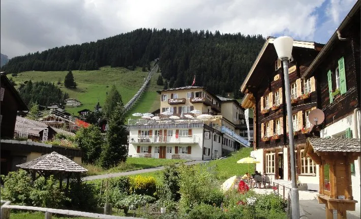 Hotel Bellevue - Image 1