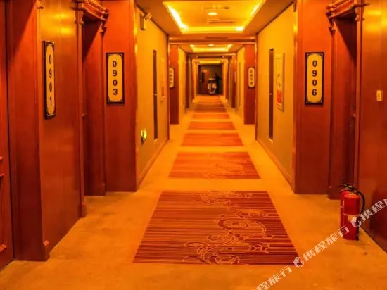 Bihailantian Business Hotel - Image 1