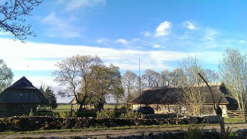 Tooma Holiday Cottage - Image 1