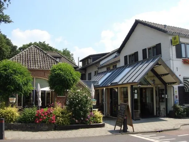 Logis Hotel De Gravin van Vorden - Image 1