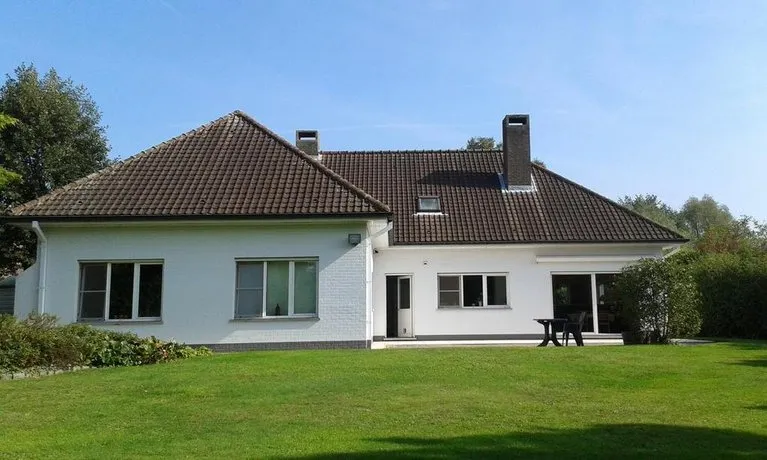 Halte 10 Apartment - Image 1