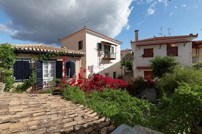 Anneta House - Image 1
