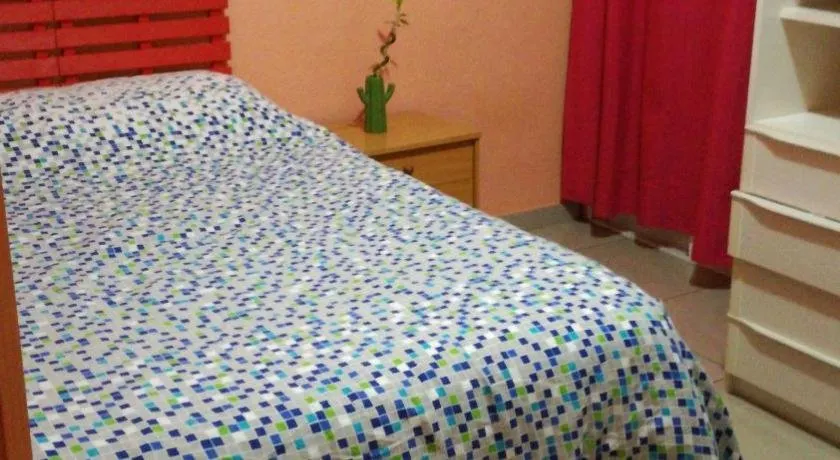 Comoda habitacion - Image 1