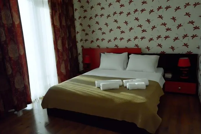Guria Palace Hotel - Image 1
