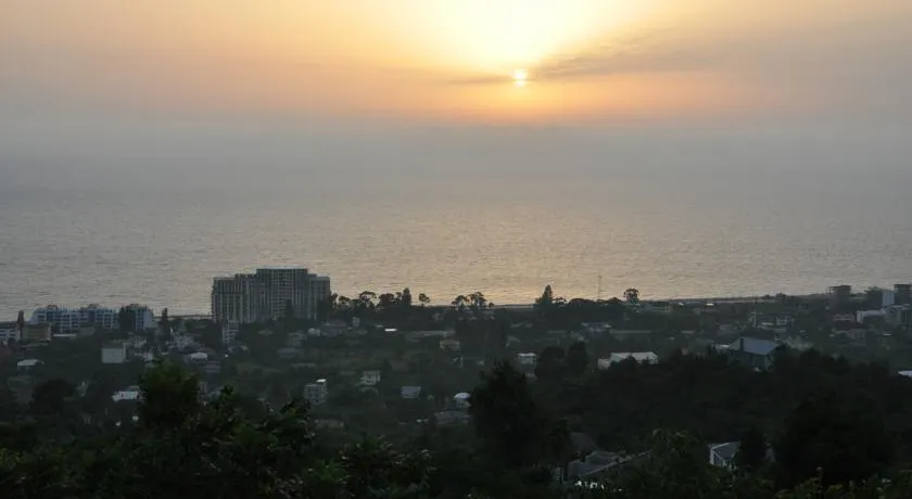 Star Villa - Image 1