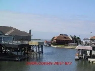 Tiki House - Image 1