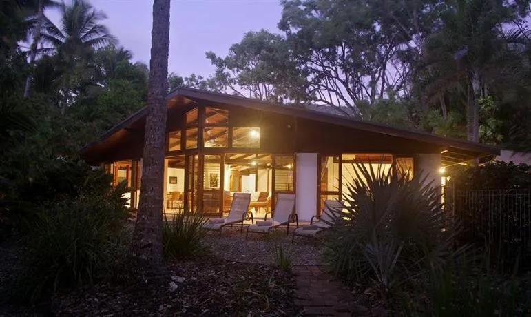 Oak Beach on the Sand - Image 1