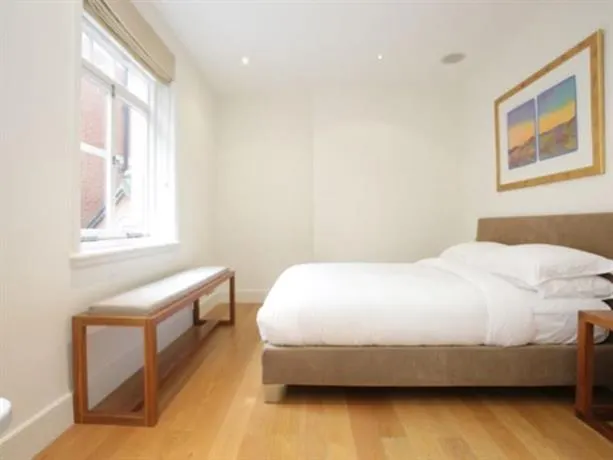 Veeve  Modern 3 Bed Townhouse In Exclusive Mayfair - Image 1