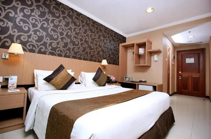 Galeri Ciumbuleuit Hotel & Apartment - Image 1