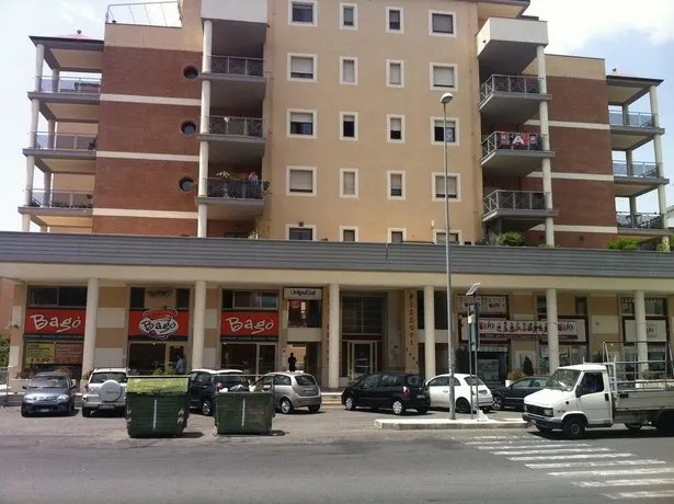 Le Tre Rose - Image 1