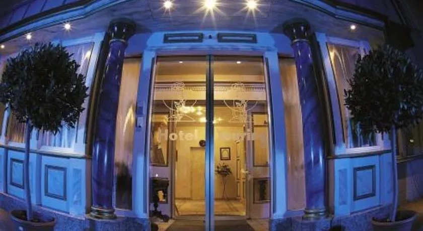 CFI Hotel Touring - Image 1
